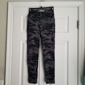 Levi's 721 High Rise Skinny Camo Jeans